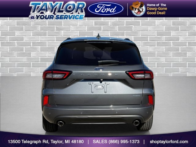 Certified 2023 Ford Escape ST-Line w/ Tech Pack #1 AWD/4WD image 4
