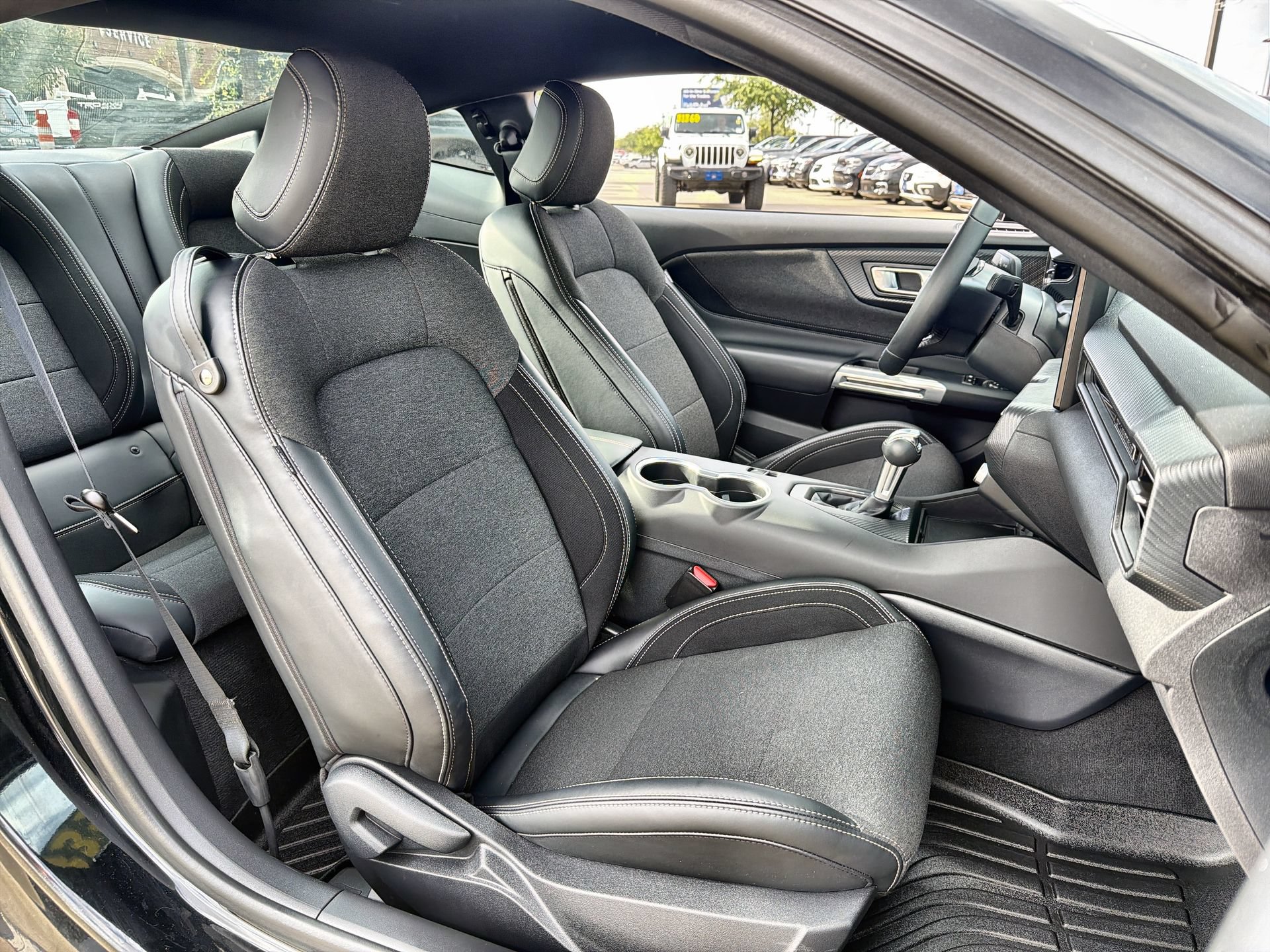 Certified 2025 Ford Mustang Coupe RWD image 23
