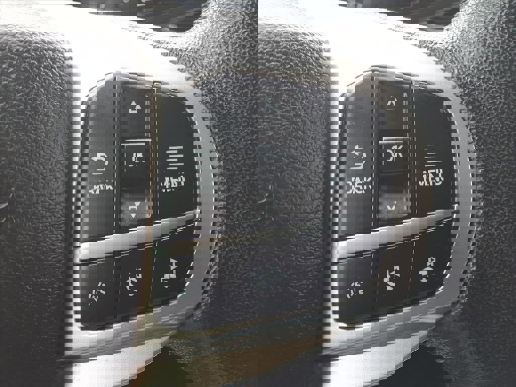 Certified 2022 Ford Explorer XLT w/ Equipment Group 202A image 26