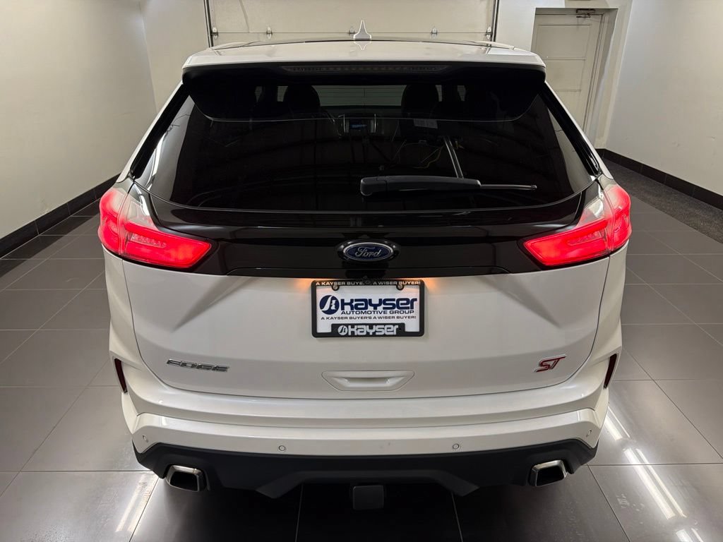 Certified 2019 Ford Edge ST w/ Equipment Group 401A AWD/4WD image 4