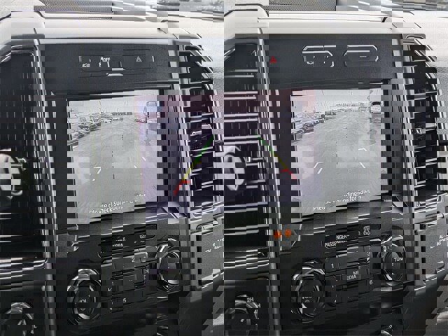 Certified 2022 Ford F450 XLT w/ XLT Value Package image 14