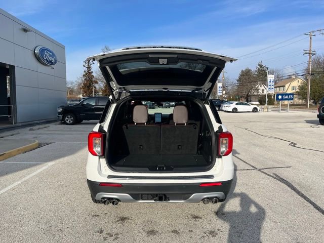 Certified 2022 Ford Explorer Platinum w/ Equipment Group 601A image 20