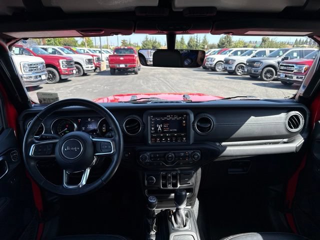 Used 2022 Jeep Wrangler Unlimited Sahara w/ Cold Weather Group AWD/4WD image 23