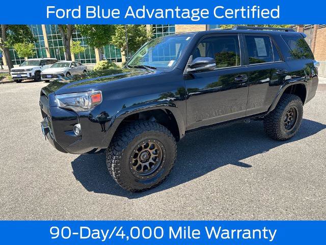 Used 2022 Toyota 4Runner SR5 Premium w/ Moonroof Package AWD/4WD image 3