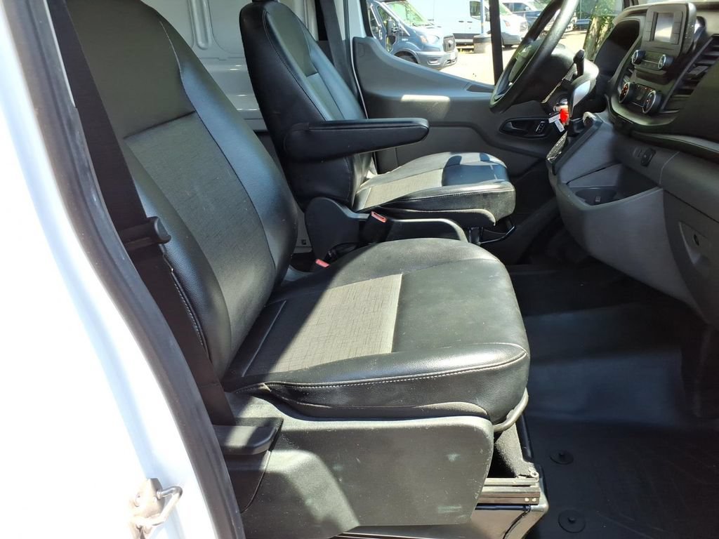Certified 2024 Ford Transit 250 148 Medium Roof Extended AWD image 6