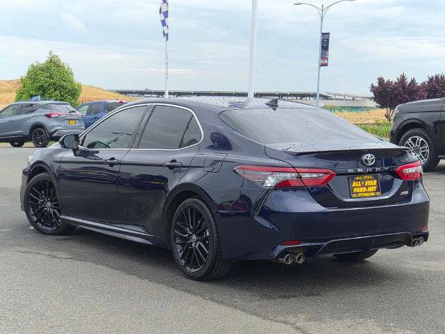 Used 2021 Toyota Camry XSE FWD image 3