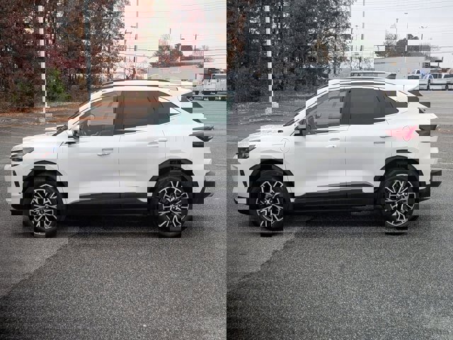 Certified 2024 Ford Escape SE w/ PHEV Premium Package image 7