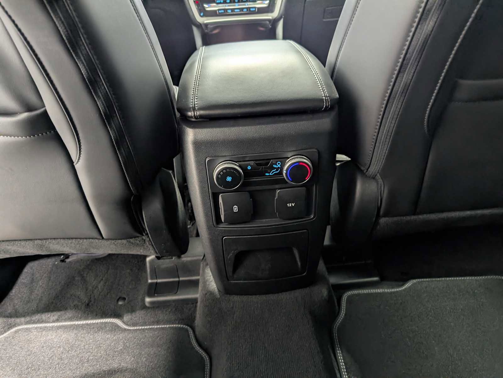 Certified 2023 Ford Explorer XLT w/ Equipment Group 202A AWD/4WD image 22