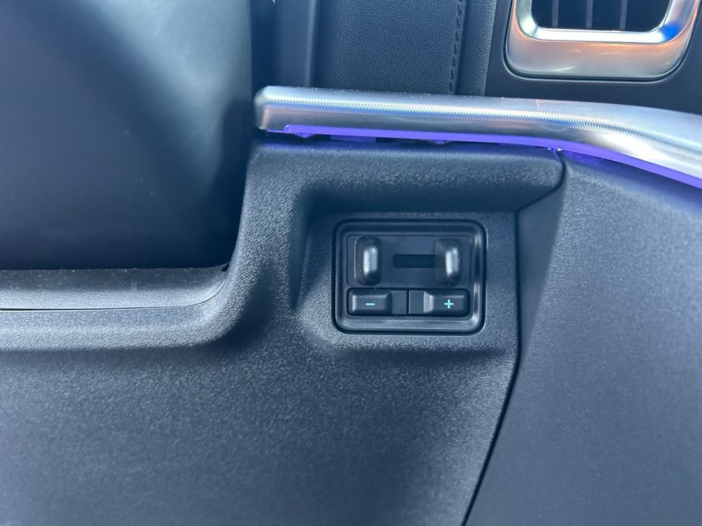 Certified 2025 Ford Expedition Tremor AWD/4WD image 17