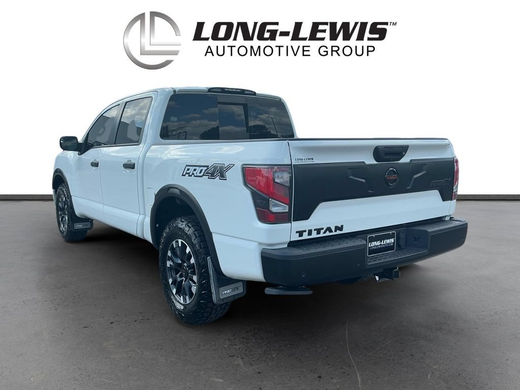 Used 2021 Nissan Titan PRO-4X w/ Pro-4x Convenience Package AWD/4WD image 4