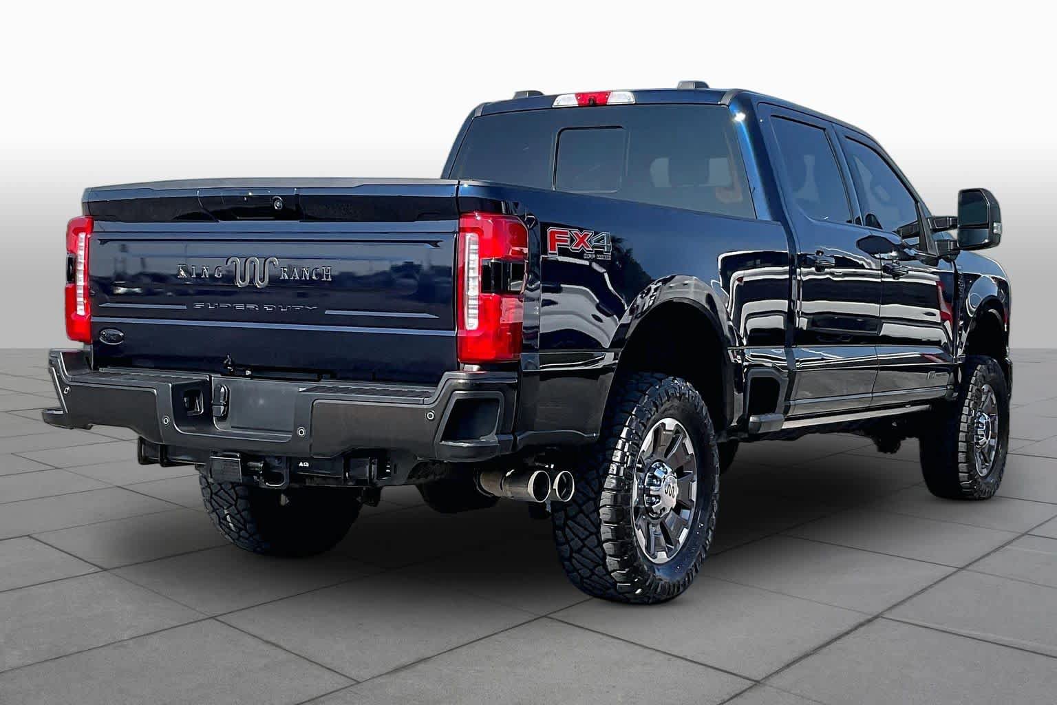 Certified 2024 Ford F250 King Ranch w/ FX4 Off-Road Package AWD/4WD image 13