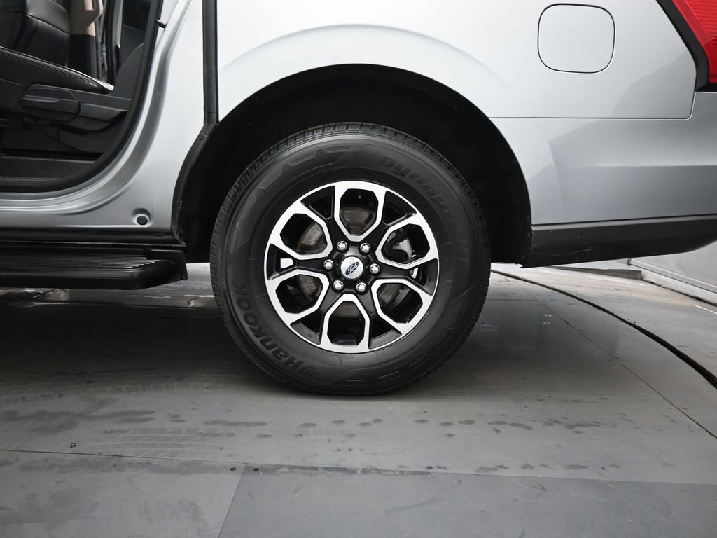 Certified 2024 Ford Expedition Max XLT image 23