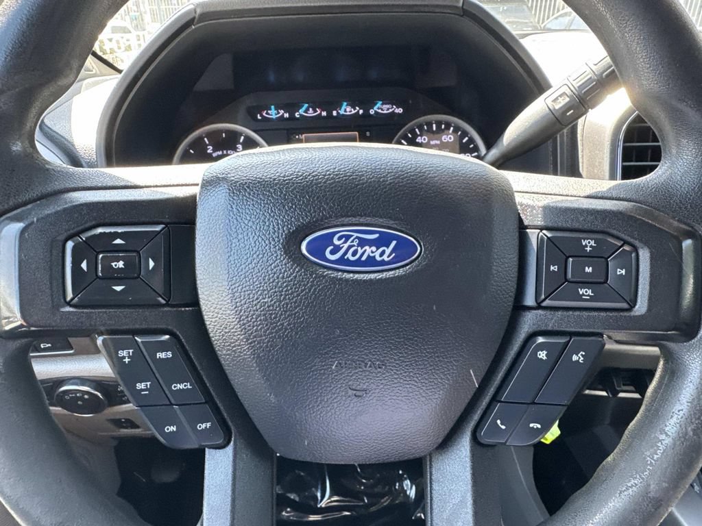 Certified 2019 Ford F250 XLT w/ XLT Premium Package RWD image 21