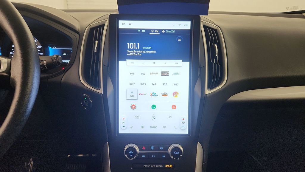 Certified 2024 Ford Edge SEL w/ Convenience Package AWD/4WD image 13