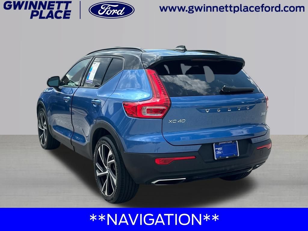 Used 2020 Volvo XC40 T4 R-Design w/ Protection Package Premier FWD image 8