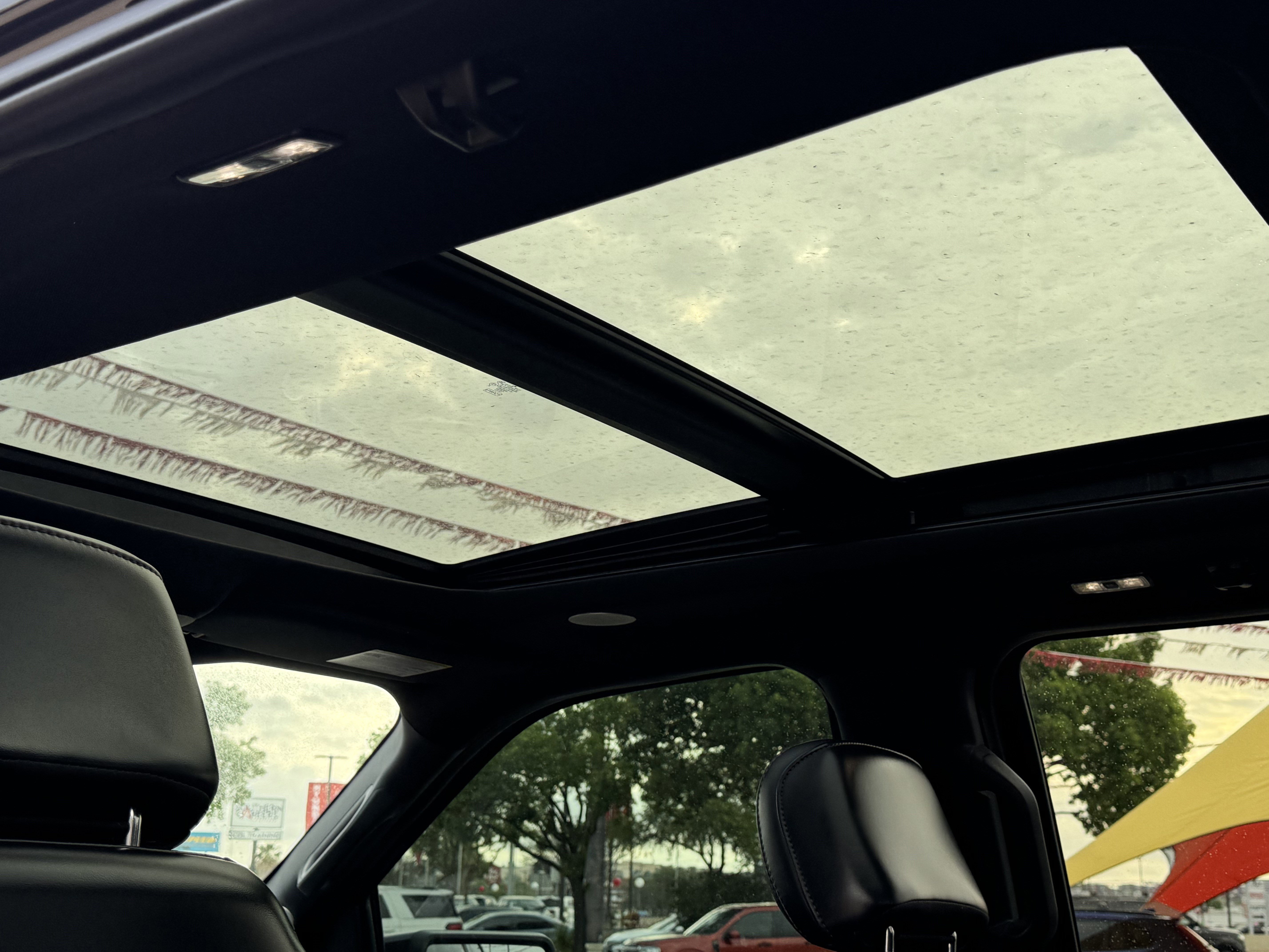 Certified 2022 Ford F150 Raptor w/ Raptor 37 Performance Package image 16