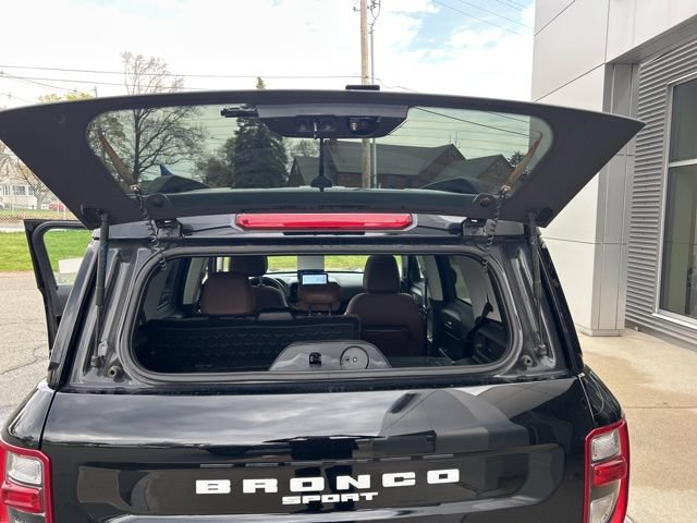 Certified 2023 Ford Bronco Sport Outer Banks w/ Tech Package AWD/4WD image 28