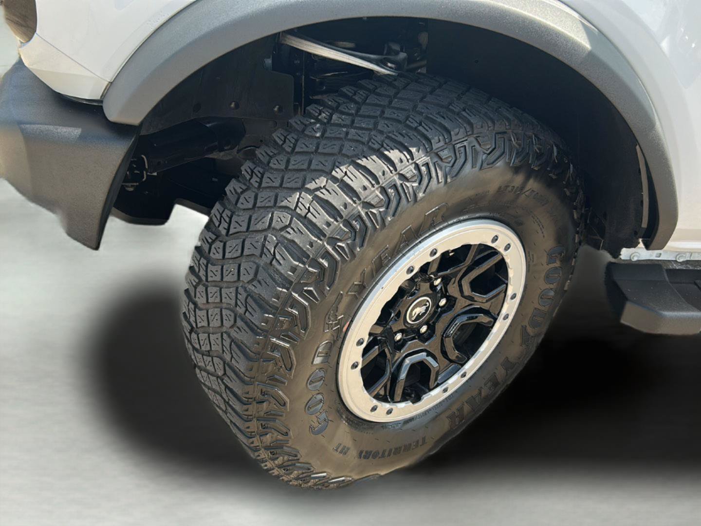 Certified 2024 Ford Bronco Outer Banks w/ Sasquatch Package AWD/4WD image 31