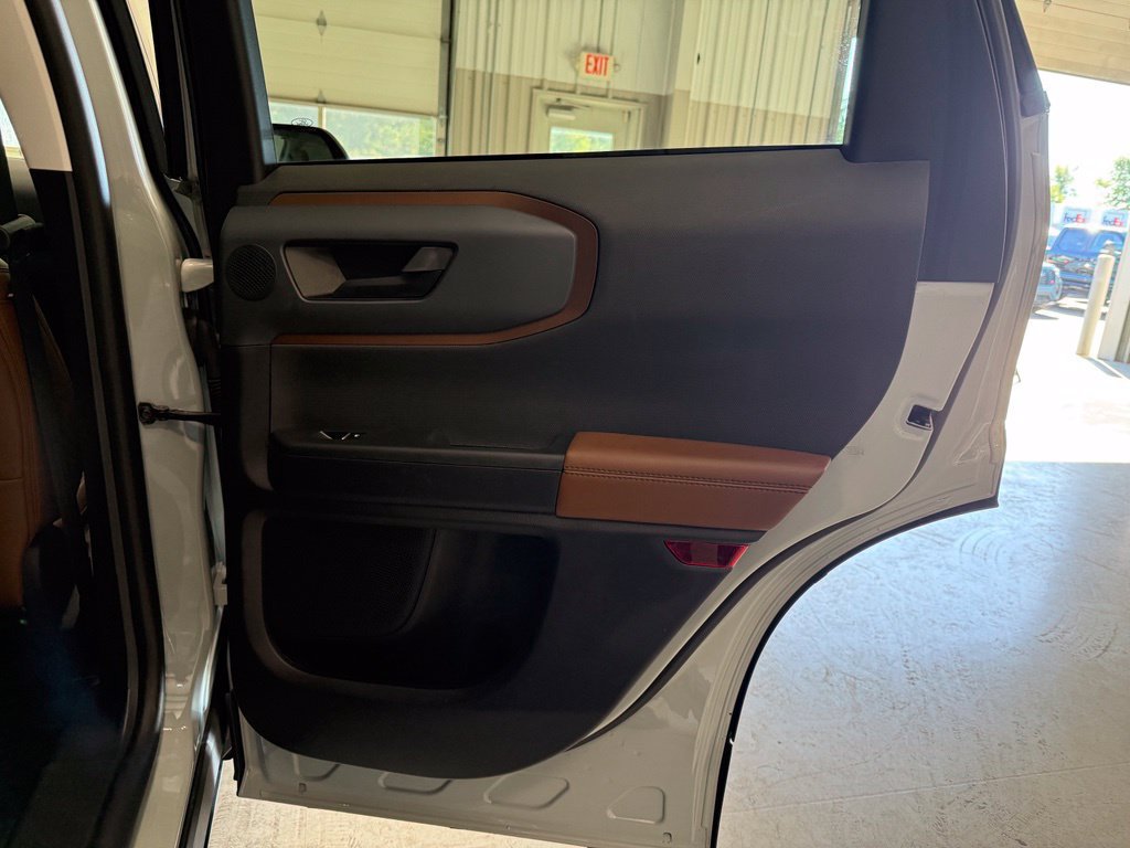 Certified 2023 Ford Bronco Sport Outer Banks w/ Tech Package AWD/4WD image 29