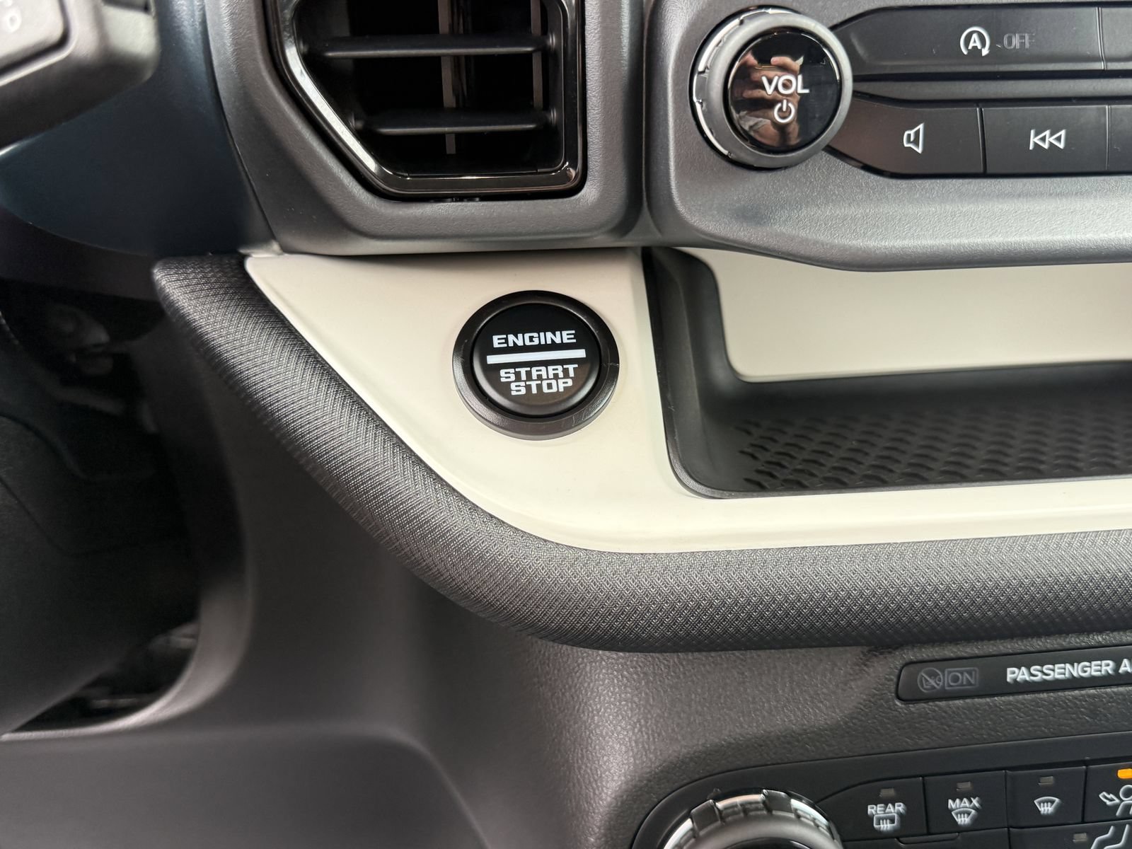Certified 2023 Ford Bronco Sport Heritage w/ Heritage Convenience Package AWD/4WD image 26