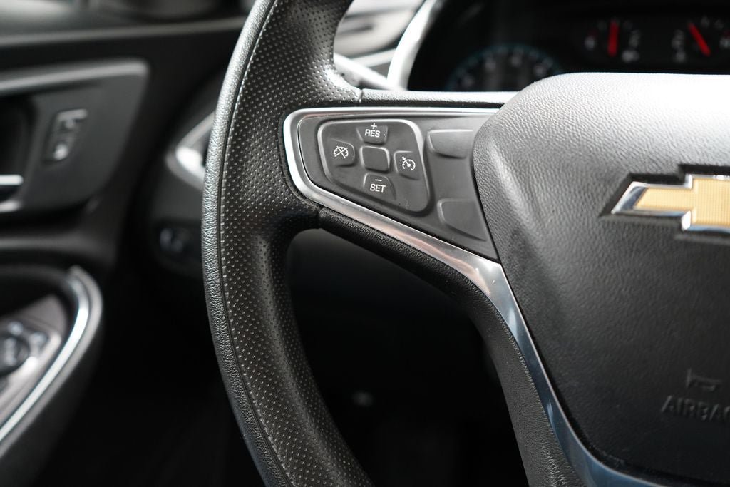Used 2019 Chevrolet Malibu LT FWD image 18