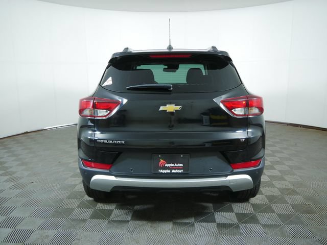 Used 2022 Chevrolet TrailBlazer LT w/ Convenience Package FWD image 8