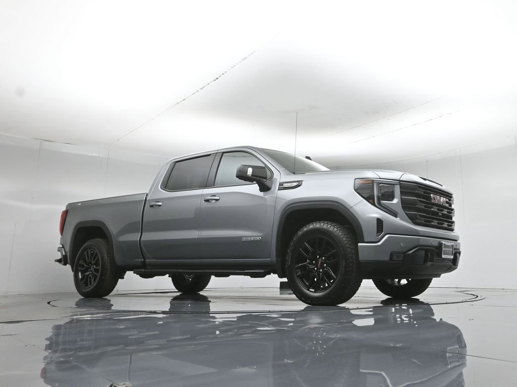 Used 2026 GMC Sierra 1500 Elevation w/ Elevation Premium Package AWD/4WD image 4