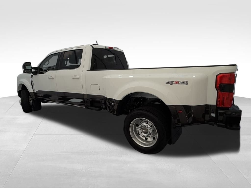 Certified 2025 Ford F450 King Ranch image 2