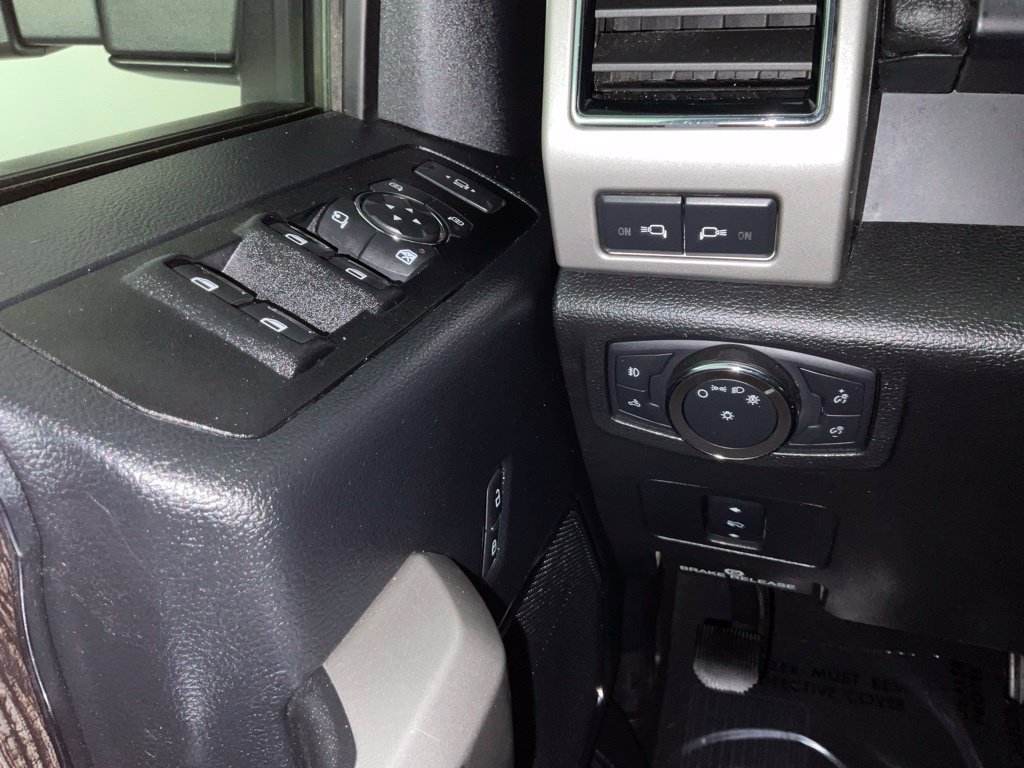 Certified 2021 Ford F250 Lariat w/ Tremor Off-Road Package AWD/4WD image 20