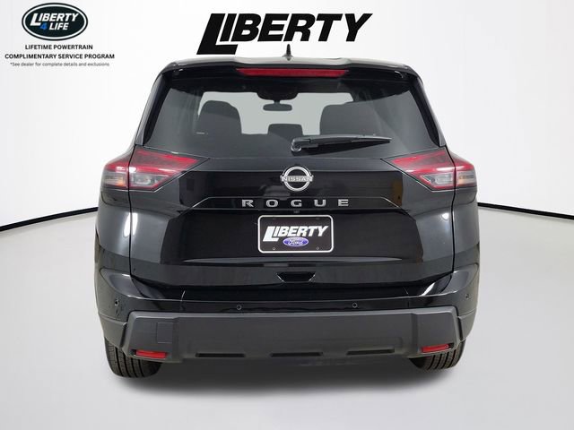 Used 2026 Nissan Rogue SV FWD image 4