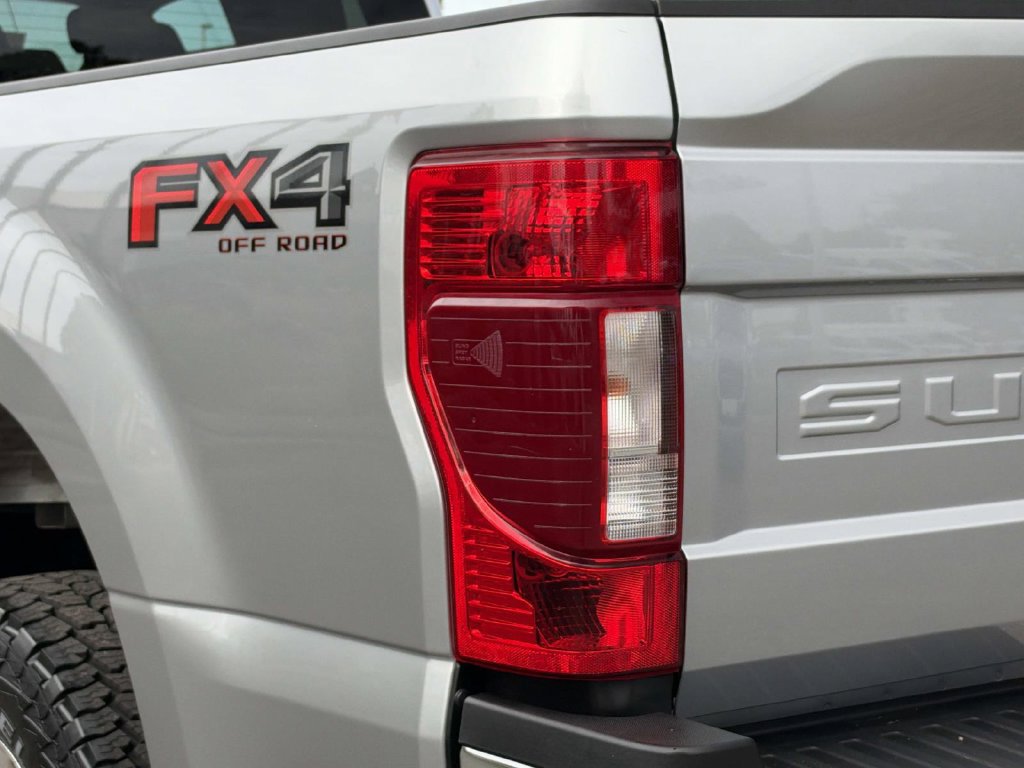 Certified 2021 Ford F250 XLT w/ XLT Premium Package AWD/4WD image 8