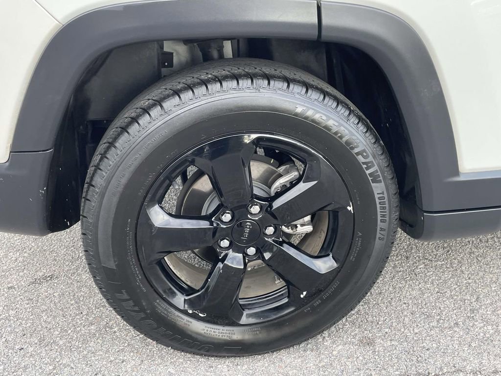 Used 2020 Jeep Compass Latitude w/ Safety & Security Group image 7