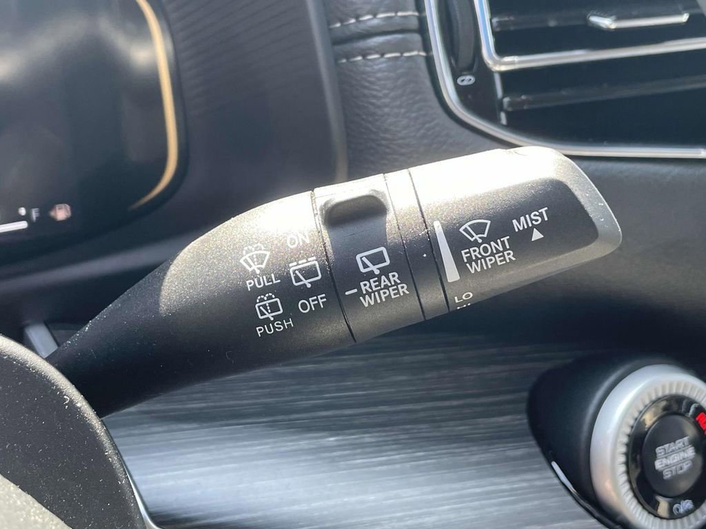 Used 2024 Jeep Wagoneer Series II w/ HD Trailer Tow Package image 21