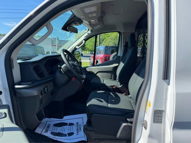 Certified 2025 Ford Transit 250 Low Roof w/ Exterior Upgrade Package RWD image 13