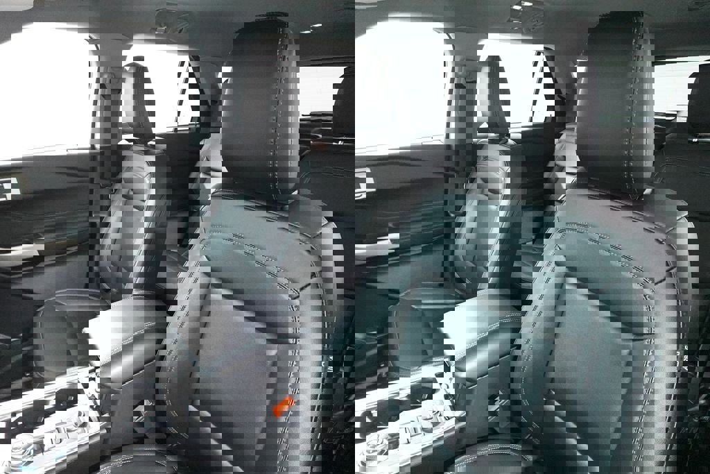 Certified 2023 Ford Explorer XLT w/ Equipment Group 202A image 12