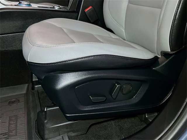 Certified 2021 Ford Explorer XLT w/ Equipment Group 202A image 16