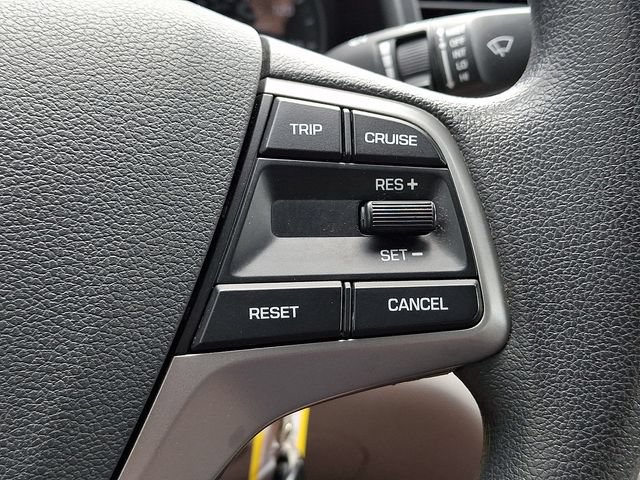 Used 2017 Hyundai Elantra SE w/ Cargo Package FWD image 20
