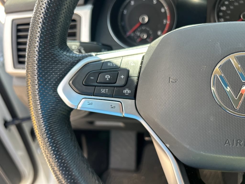 Used 2021 Volkswagen Atlas SE w/ Panoramic Sunroof Package FWD image 23
