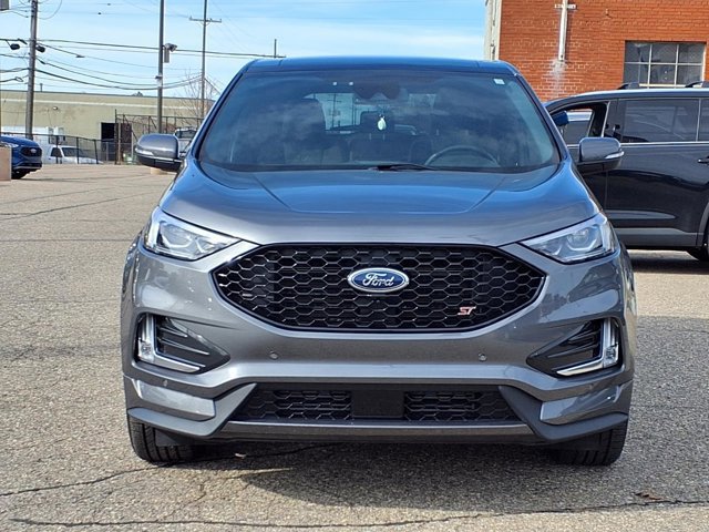 Certified 2023 Ford Edge ST w/ Equipment Group 401A image 4