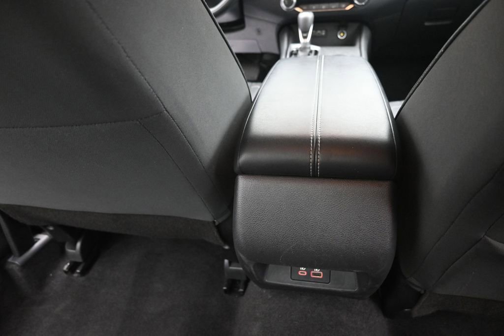 Used 2025 Nissan Altima 2.5 SV FWD image 18