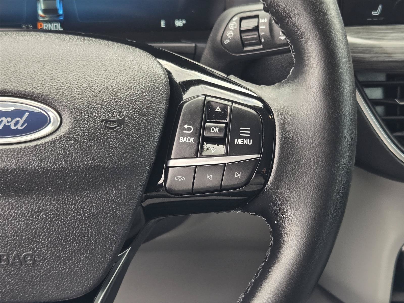 Certified 2023 Ford Escape SE w/ PHEV Premium Package FWD image 27