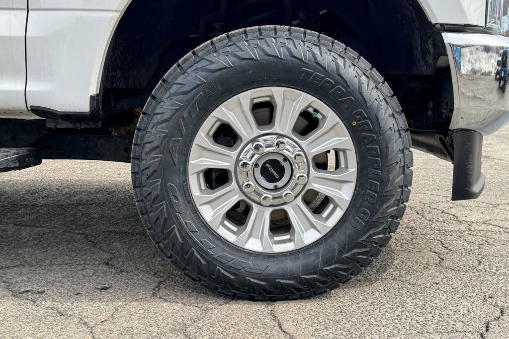 Certified 2020 Ford F250 XL w/ STX Appearance Package image 15