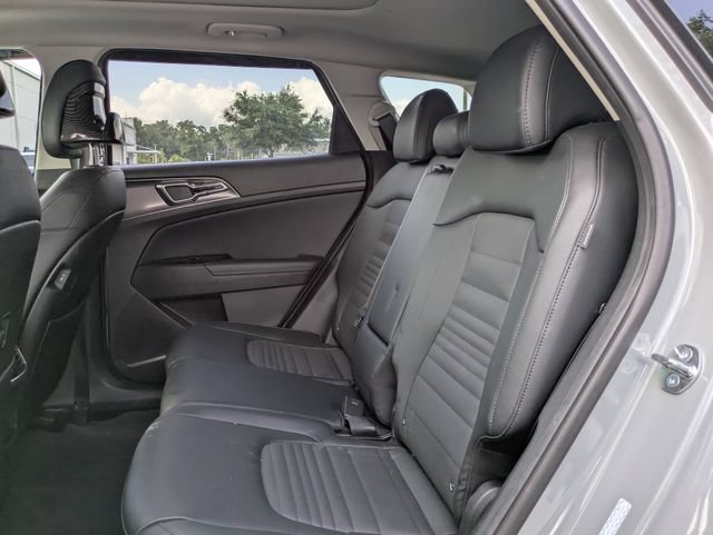 Used 2025 Kia Sportage SX FWD image 10