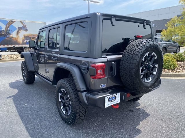 Used 2025 Jeep Wrangler Unlimited Rubicon AWD/4WD image 5