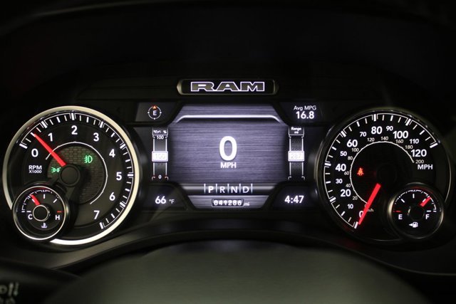 Used 2023 RAM 1500 Laramie AWD/4WD image 11