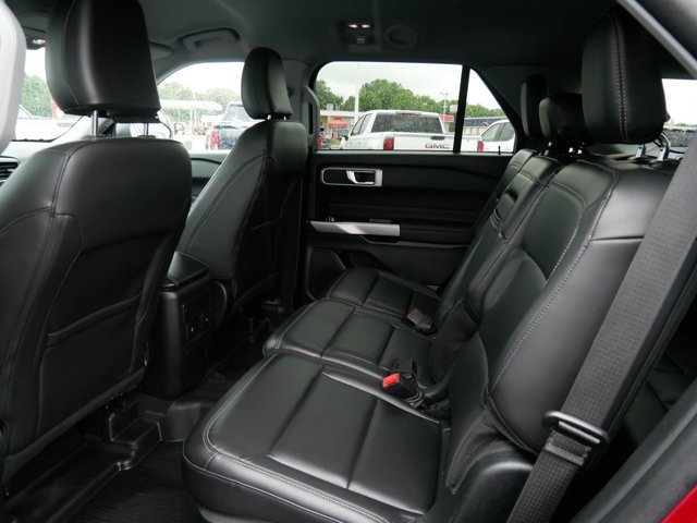 Certified 2023 Ford Explorer XLT w/ Equipment Group 202A AWD/4WD image 12