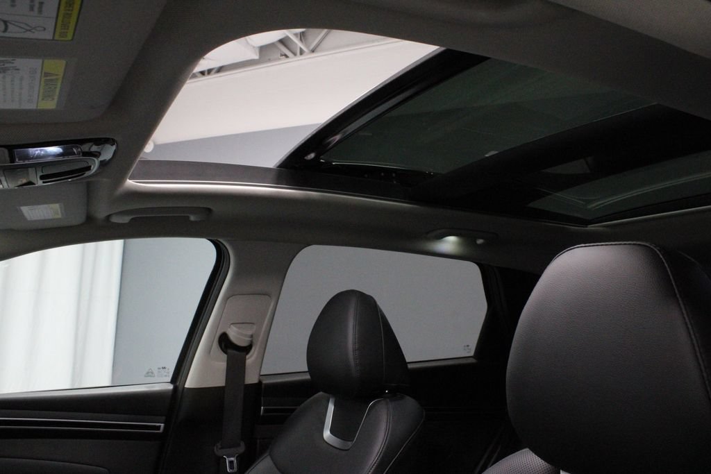 Used 2024 Hyundai Tucson Limited AWD/4WD image 32