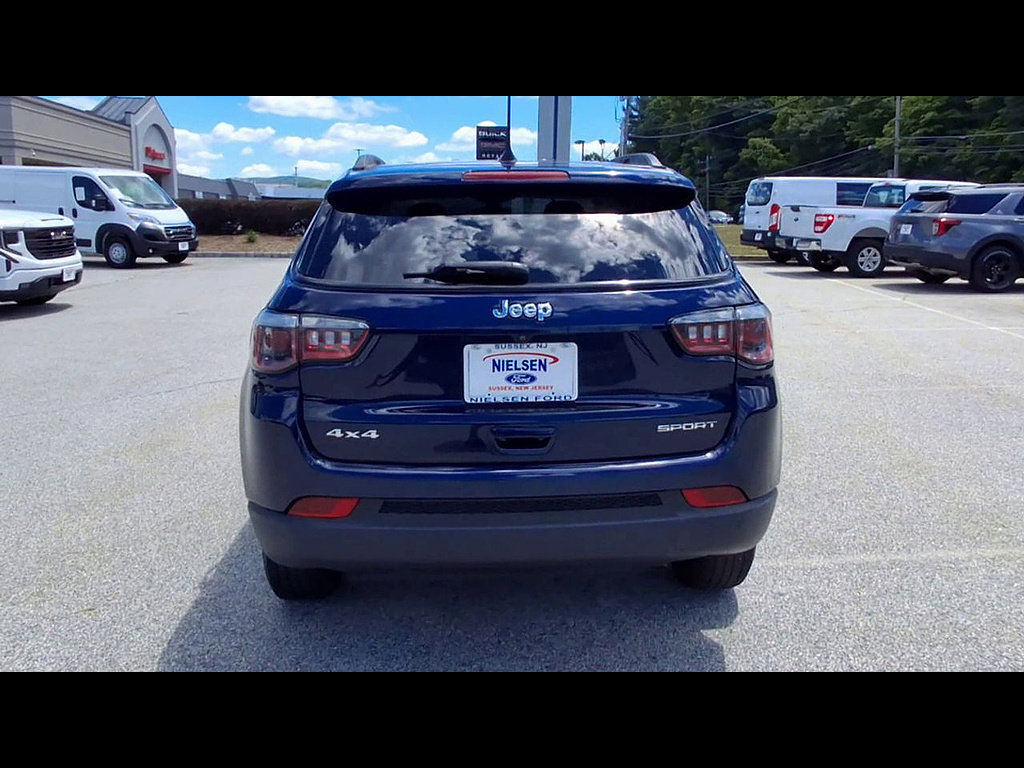 Used 2018 Jeep Compass Sport w/ Tech Group AWD/4WD image 7