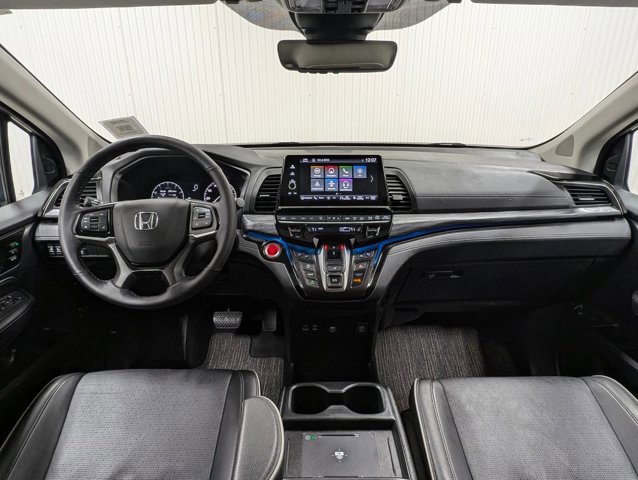Used 2025 Honda Odyssey Elite image 6