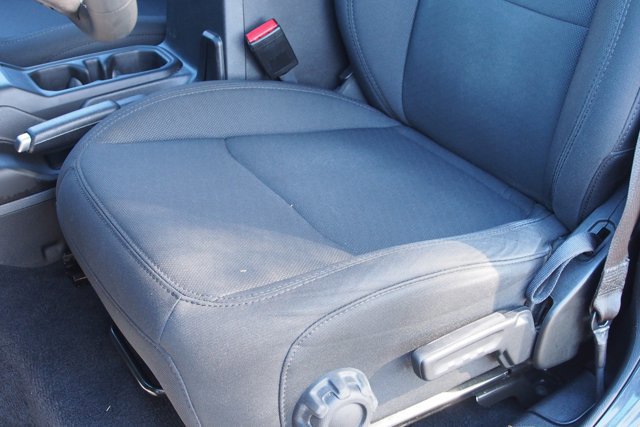 Used 2023 Jeep Wrangler Sport image 17